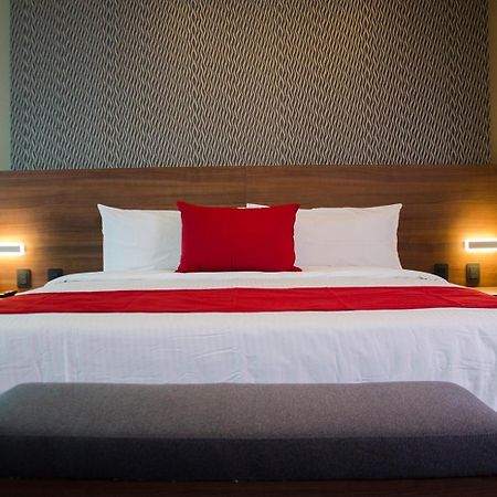 פואבלה Hotel 5 De Mayo מראה חיצוני תמונה