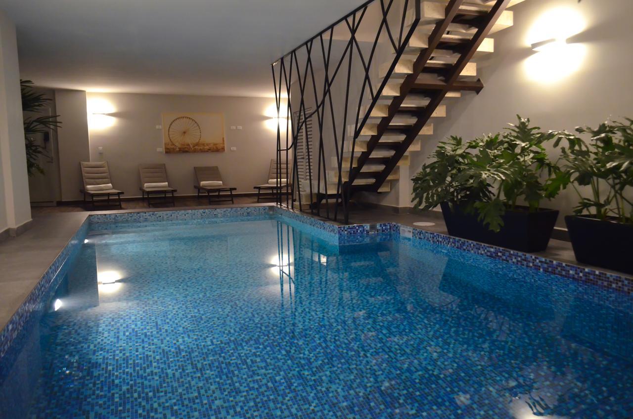 פואבלה Hotel 5 De Mayo מראה חיצוני תמונה